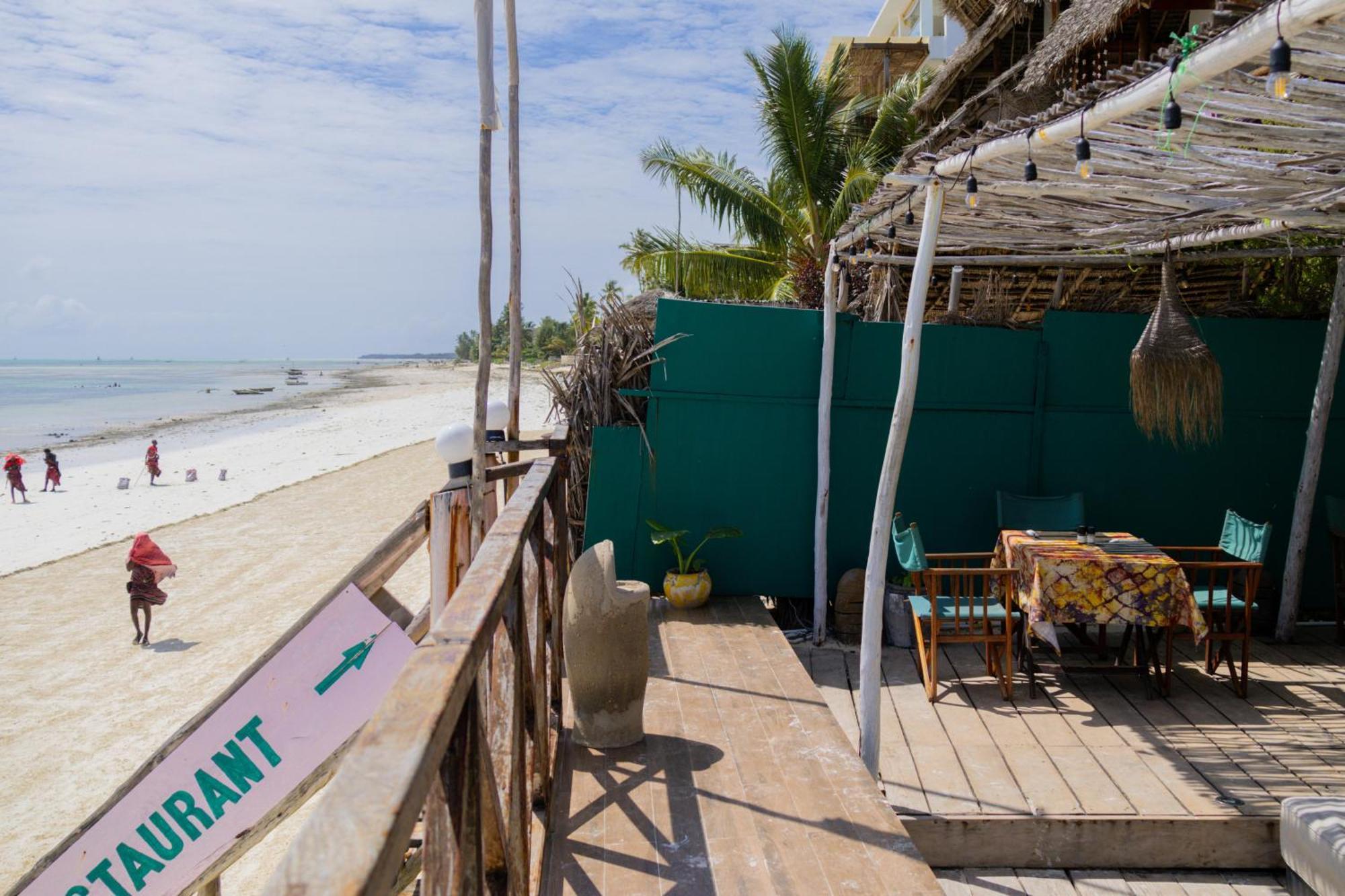 Pili Pili Boho Beach Джамбиани Экстерьер фото