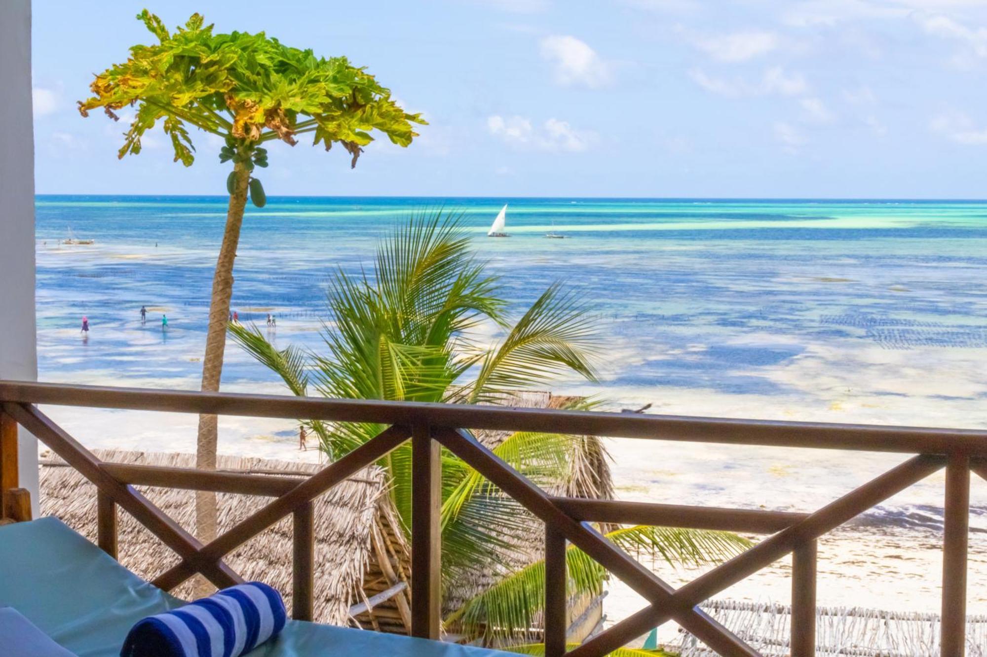 Pili Pili Boho Beach Джамбиани Экстерьер фото